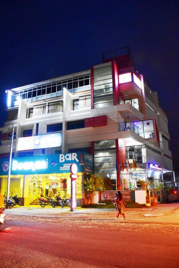 Hotel Pc Residency Mysore Exteriör bild