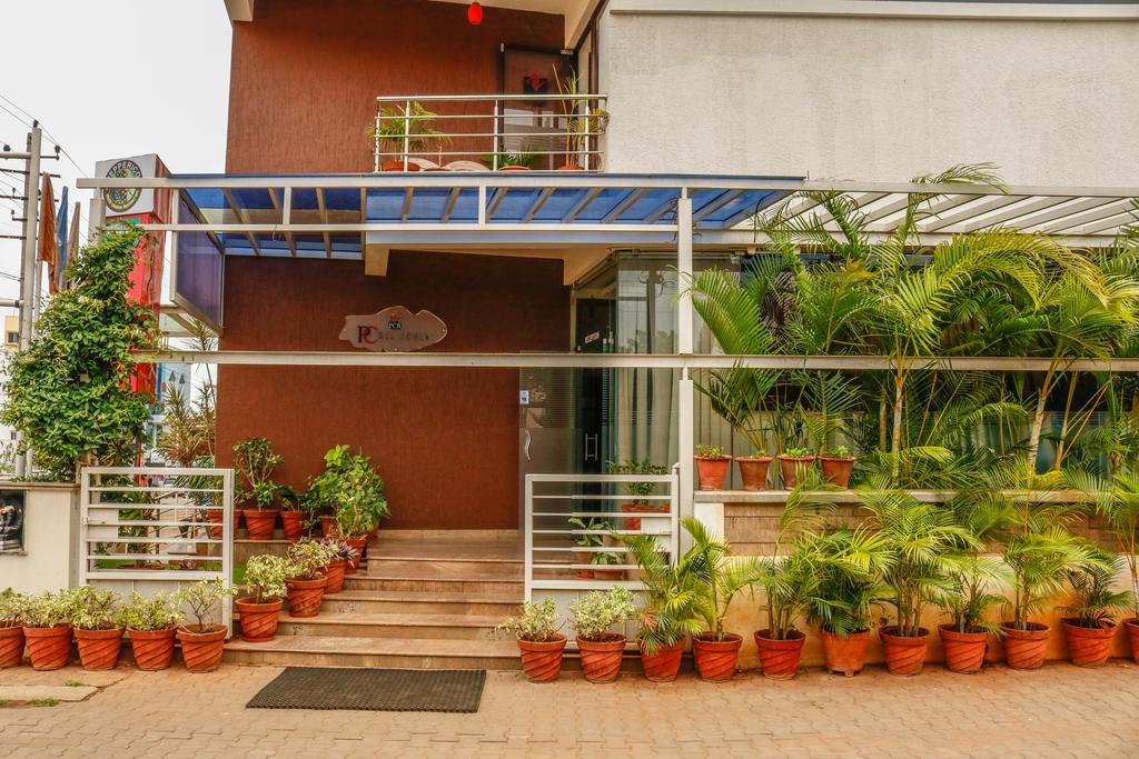 Hotel Pc Residency Mysore Exteriör bild